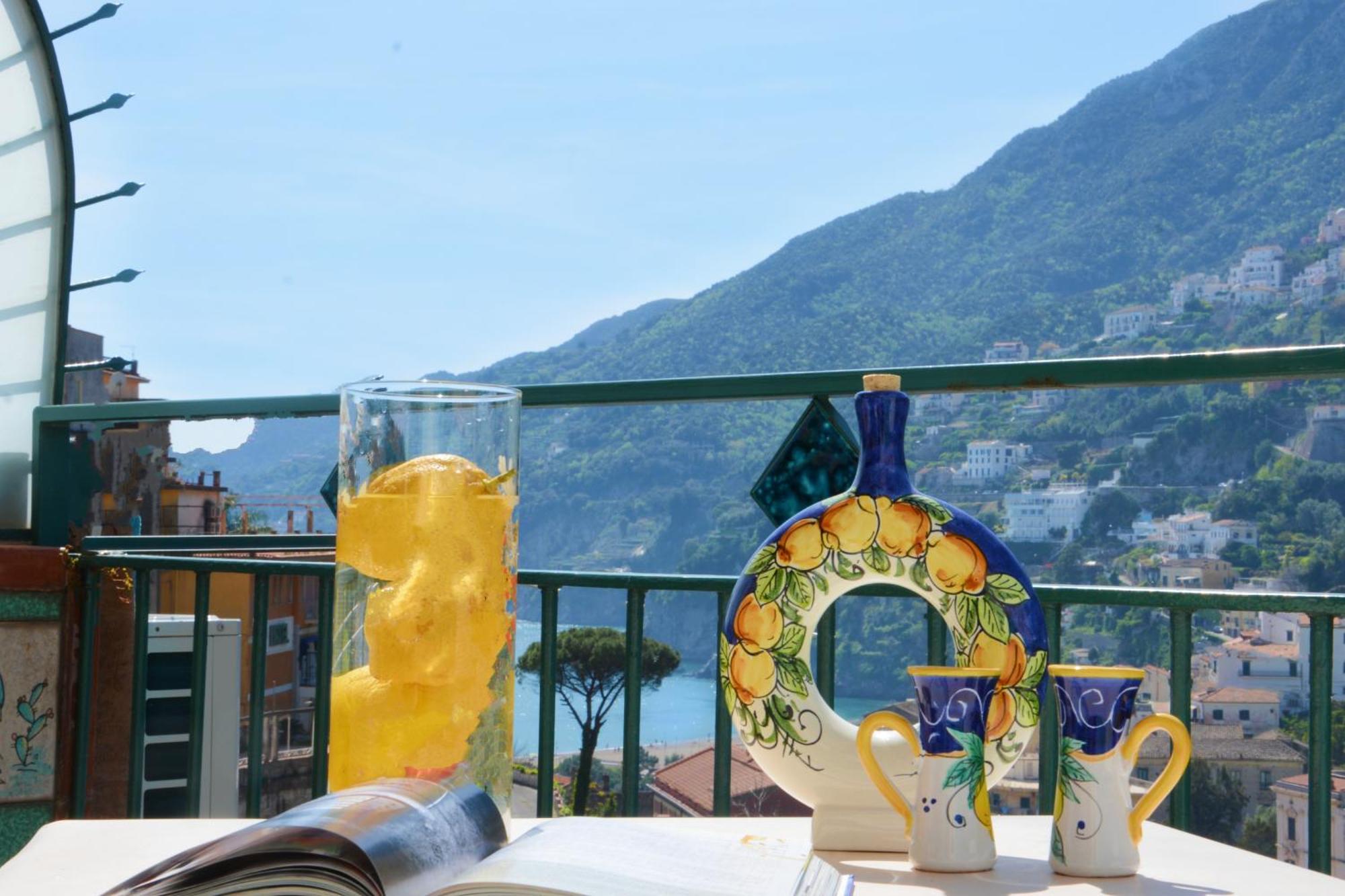 Panoramic Flat Amalfi Coast - Sea View 1 Lägenhet Vietri Exteriör bild