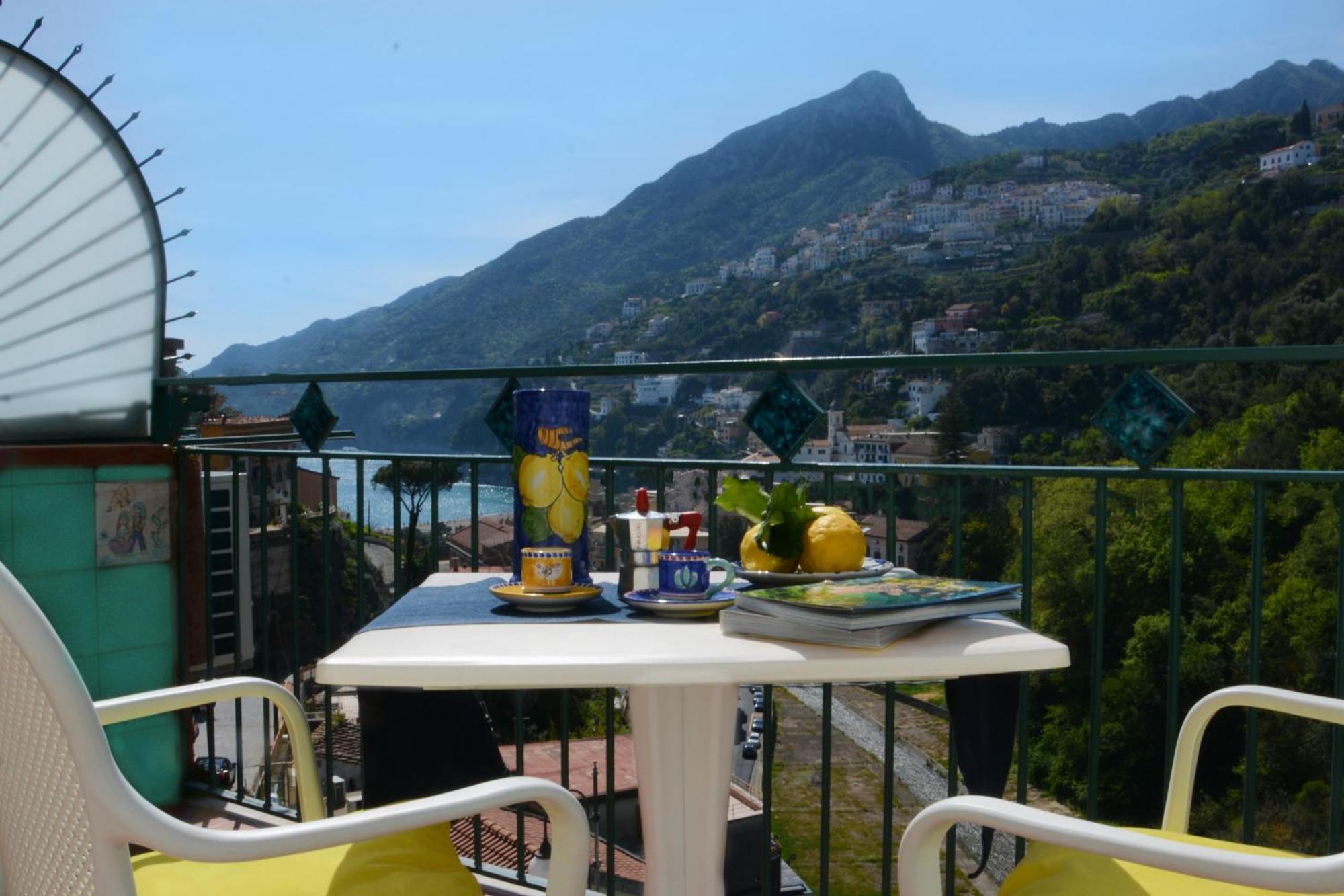 Panoramic Flat Amalfi Coast - Sea View 1 Lägenhet Vietri Exteriör bild