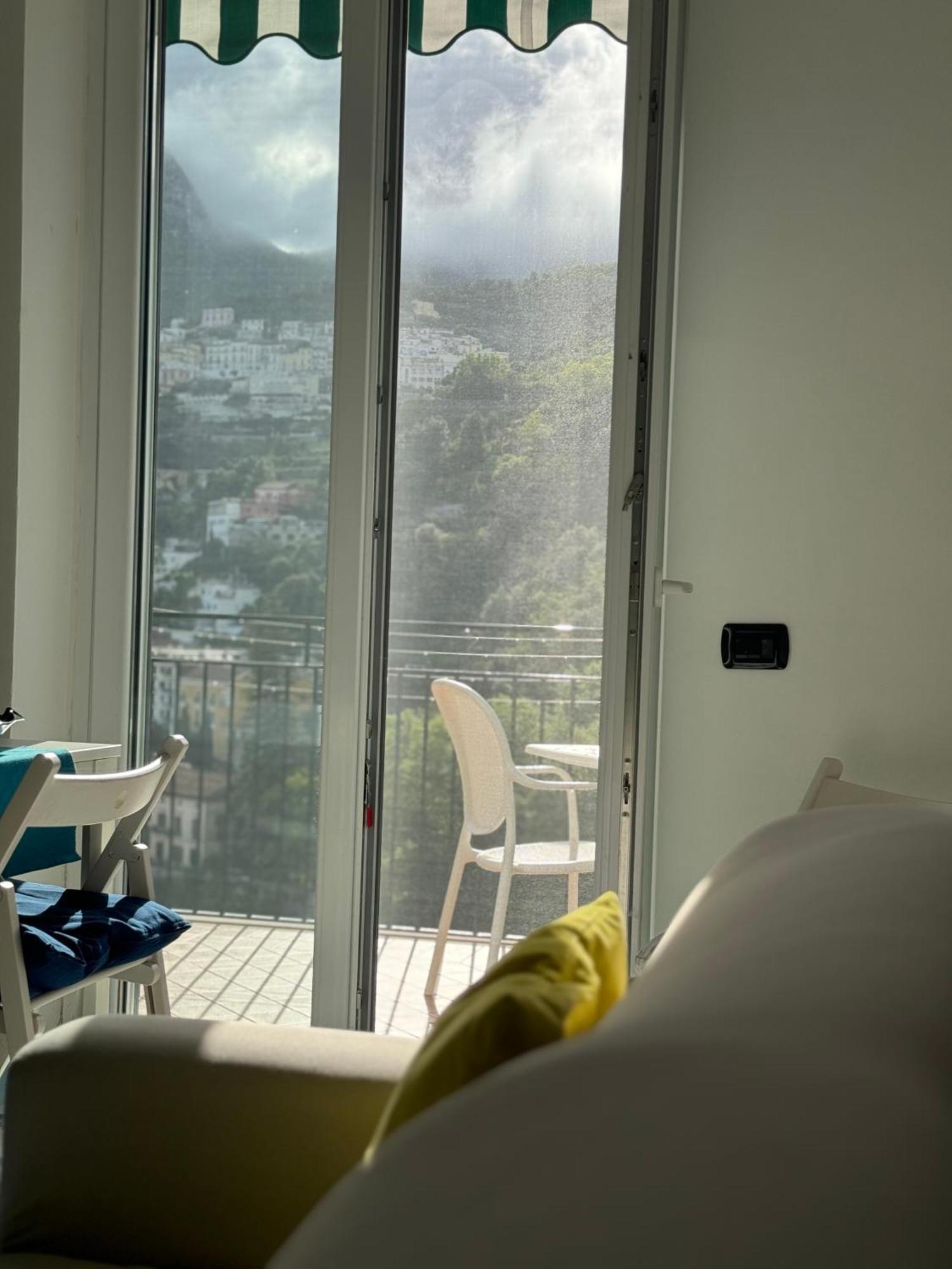 Panoramic Flat Amalfi Coast - Sea View 1 Lägenhet Vietri Exteriör bild