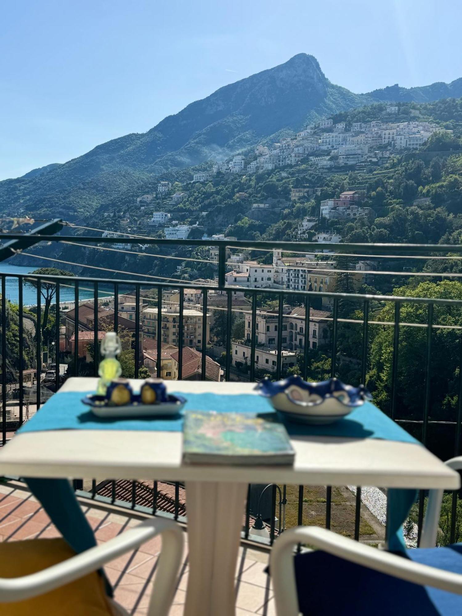 Panoramic Flat Amalfi Coast - Sea View 1 Lägenhet Vietri Exteriör bild