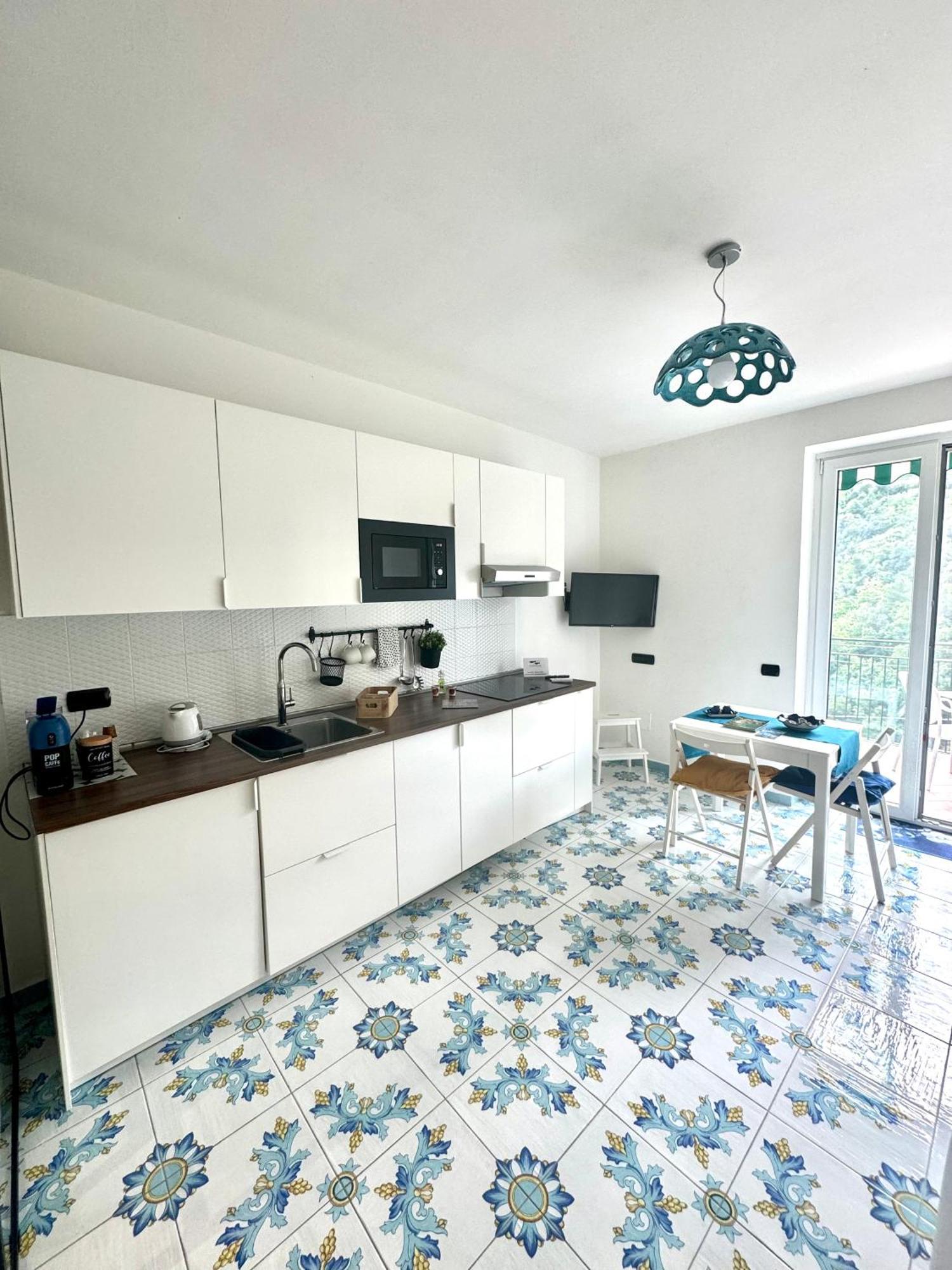 Panoramic Flat Amalfi Coast - Sea View 1 Lägenhet Vietri Exteriör bild