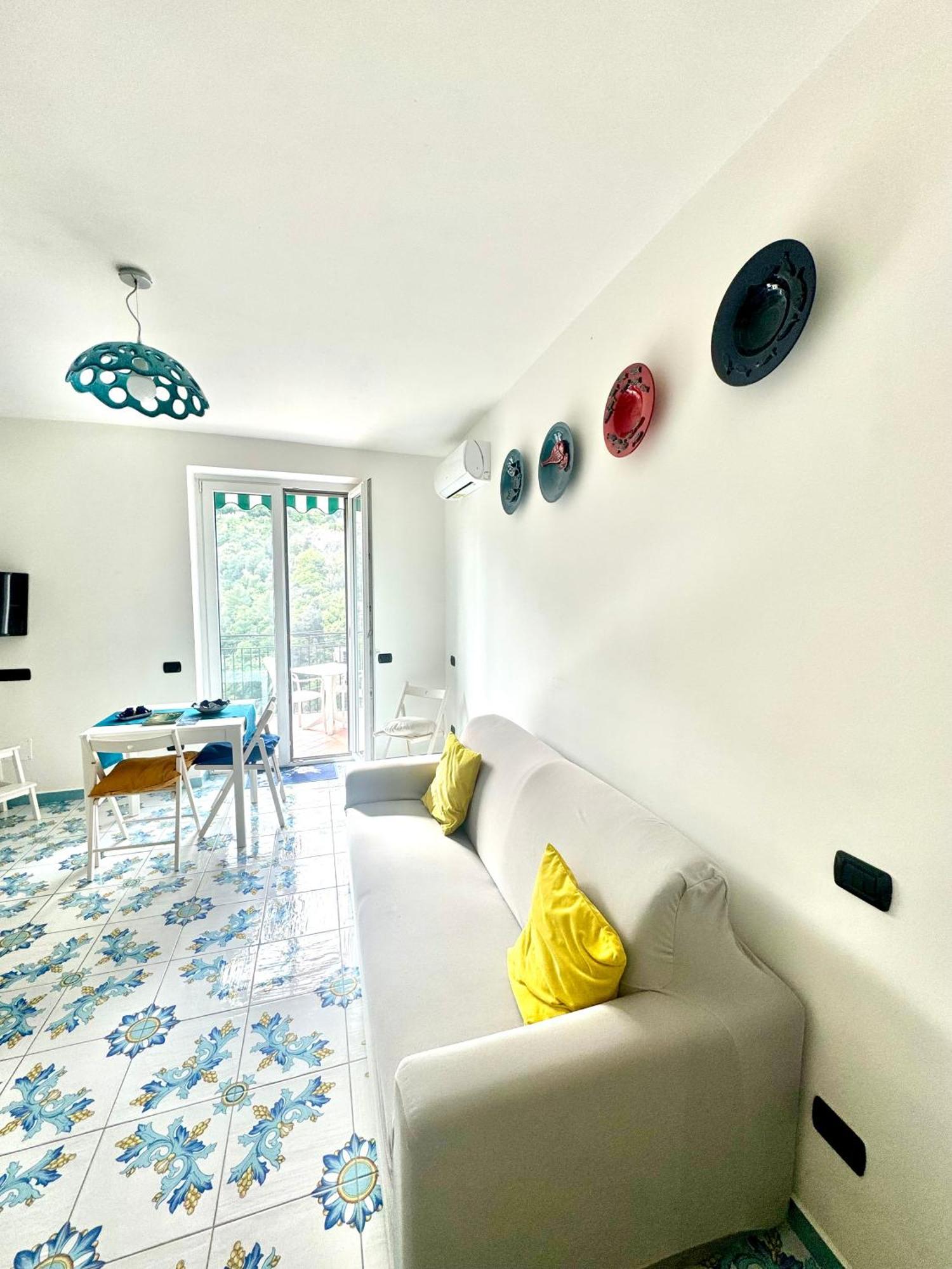 Panoramic Flat Amalfi Coast - Sea View 1 Lägenhet Vietri Exteriör bild