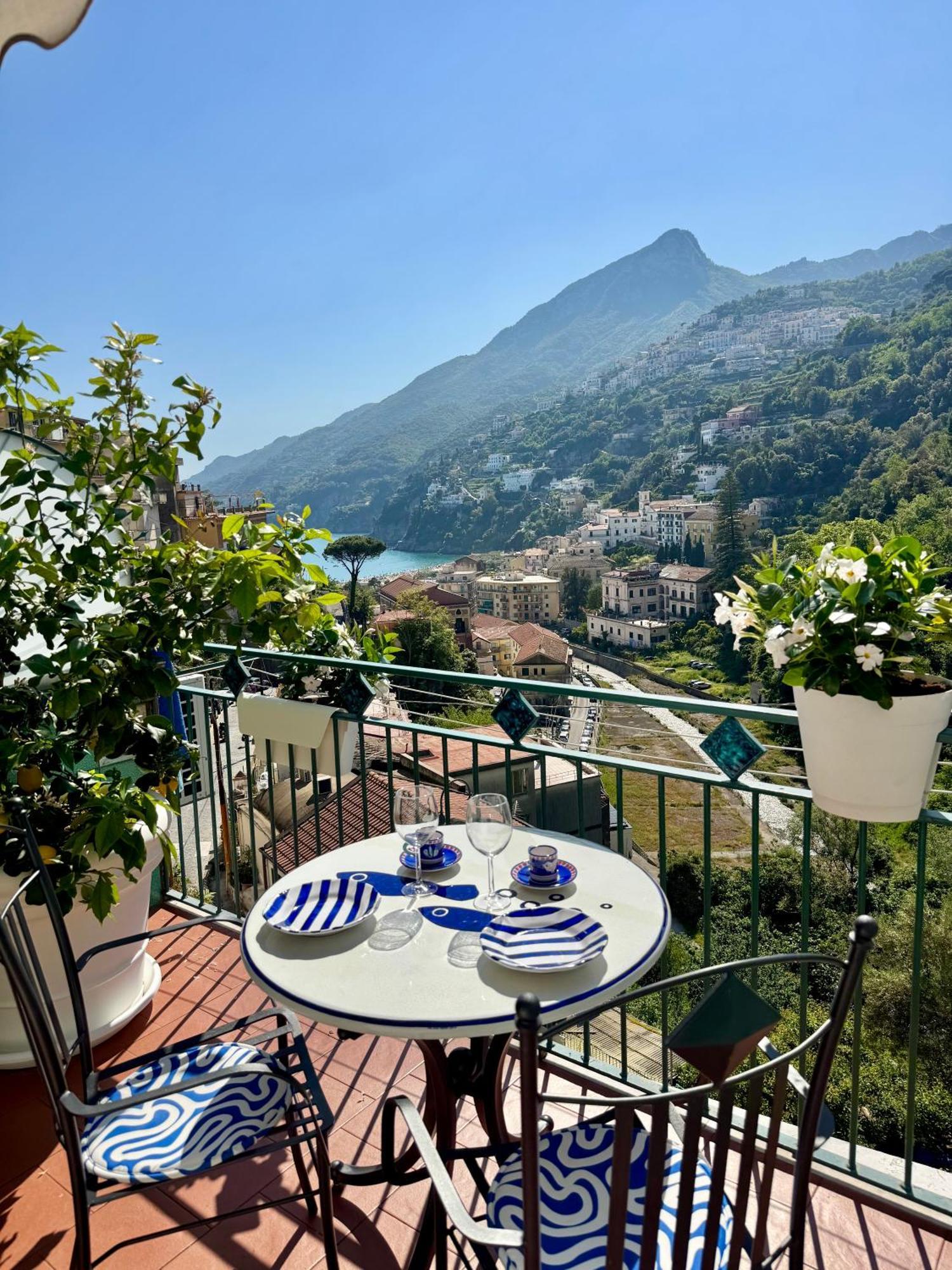 Panoramic Flat Amalfi Coast - Sea View 1 Lägenhet Vietri Exteriör bild